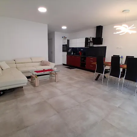Oana - Privat Pool Prázdninový dům Murine